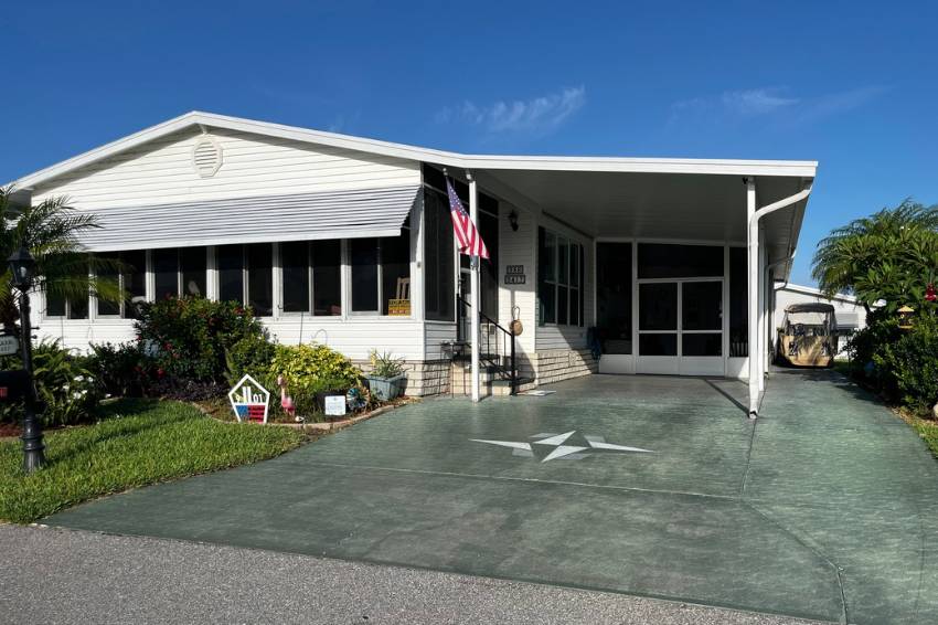 Winter Haven, FL Mobile Home for Sale located at 2417 Crooked Stick Drive Four Lakes Golf & Country Club